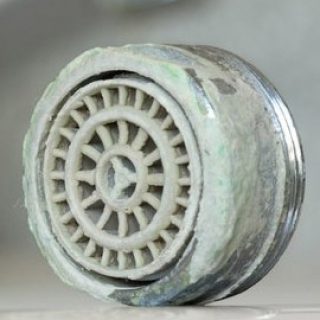 Odstraňování vodního kamene