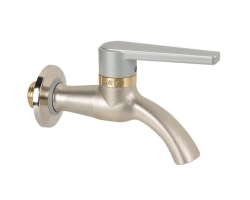 Geos Pákový kulový kohout výtokový s připojením na hadici, mrazuvzdorný 1/2"