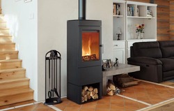 Krbová kamna Blaze Element P 04 s podstavcem na palivo