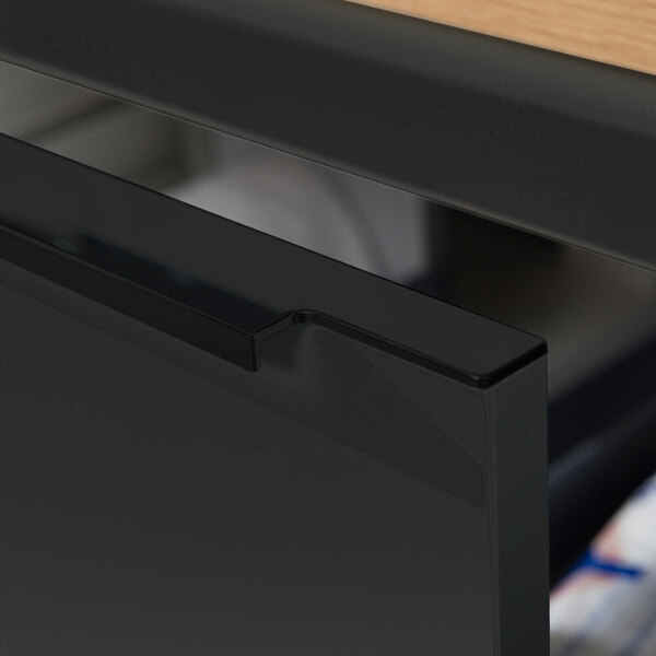 Doplňující obrázek k produktu mailo_cerne_madlo_detail3.jpg