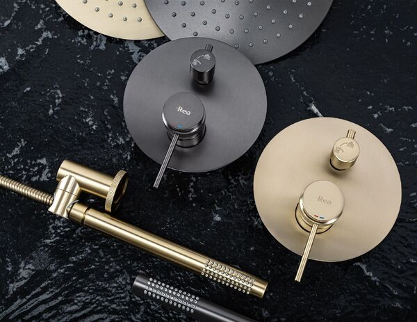 Doplňující obrázek k produktu Podomítková sprchová sada Rea Lungo Grip Gold Brush  + BOX